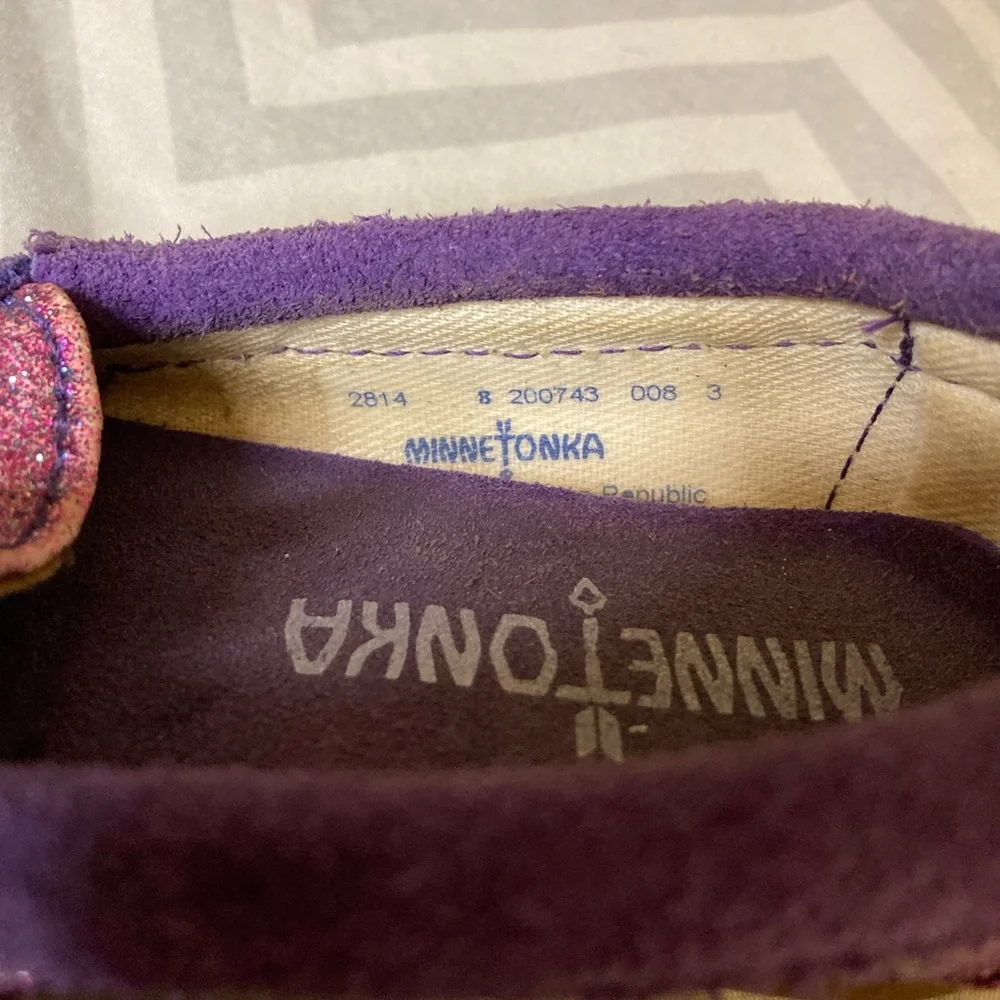 Toddler Girls Minnetonka Purple Glitter Sparkly Suede Moccasins Shoes - Size 8